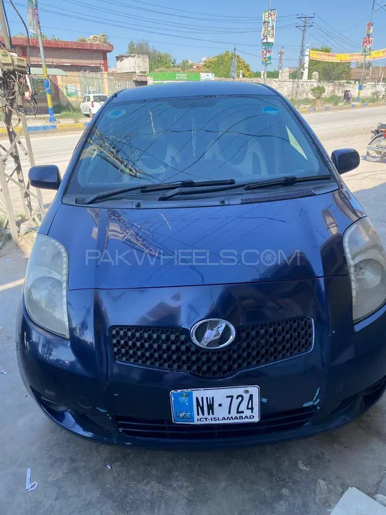 Toyota Vitz 2009 for Sale in Dera ismail khan Image-1