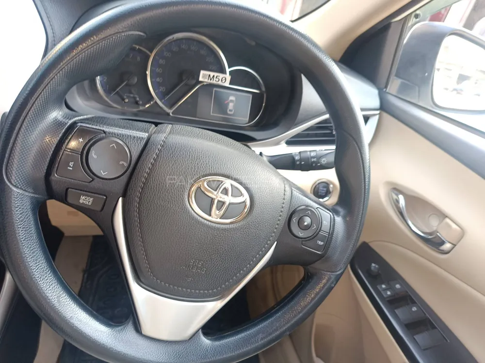 Toyota Yaris 2021 for Sale in Taunsa sharif Image-1