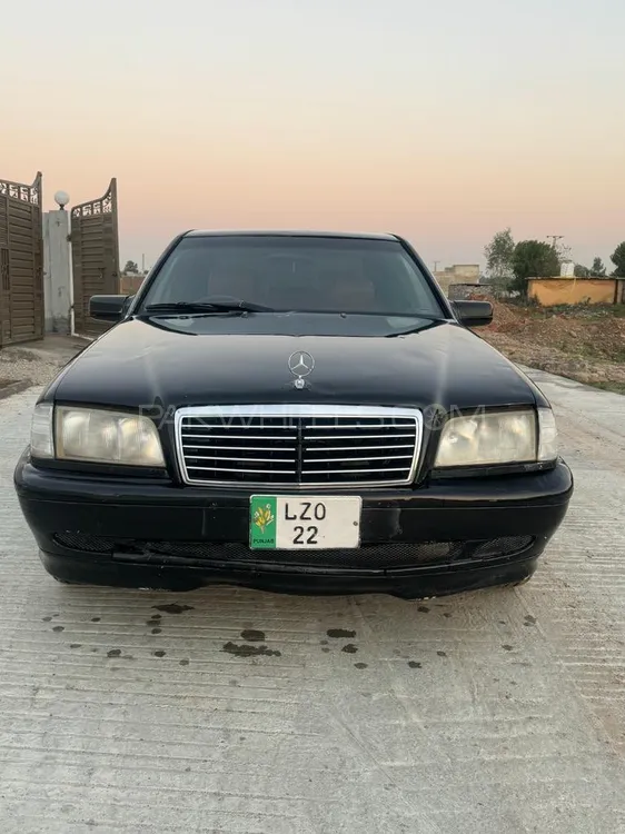 Mercedes Benz C Class 1988 for Sale in Islamabad Image-1