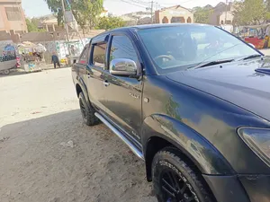 Toyota Hilux Invincible 2009 for Sale