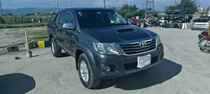 Toyota Hilux SR5 2014 for Sale