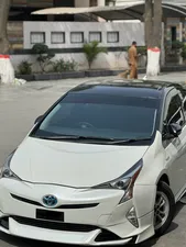 Toyota Prius S 2017 for Sale