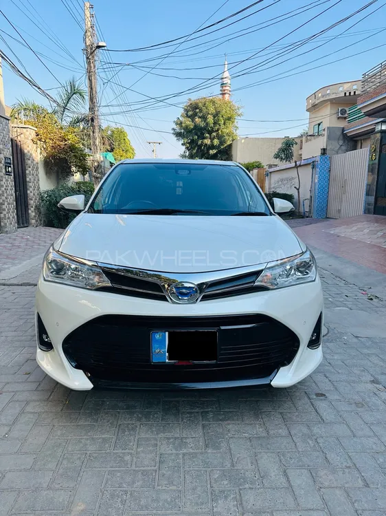 Toyota Corolla Axio 2022 for Sale in Multan Image-1