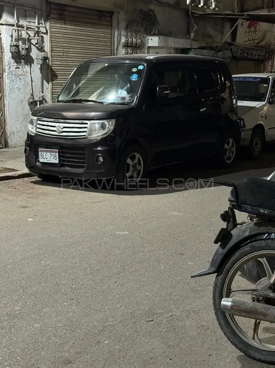سوزوکی  MR ویگن 2015 for Sale in کراچی Image-1
