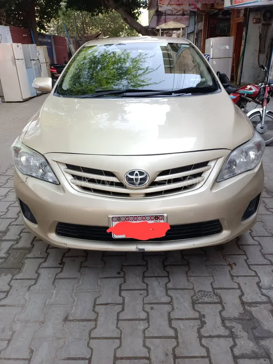Toyota Corolla 2013 for Sale in Burewala Image-1