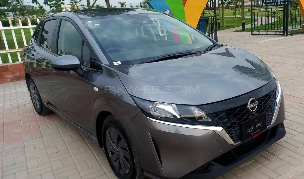 Nissan Note 2021 for Sale in Peshawar Image-1