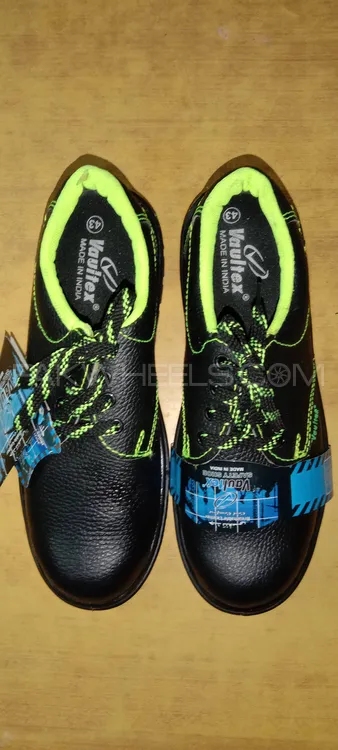 Vaultex Safety Footwear for Bikers Image-1
