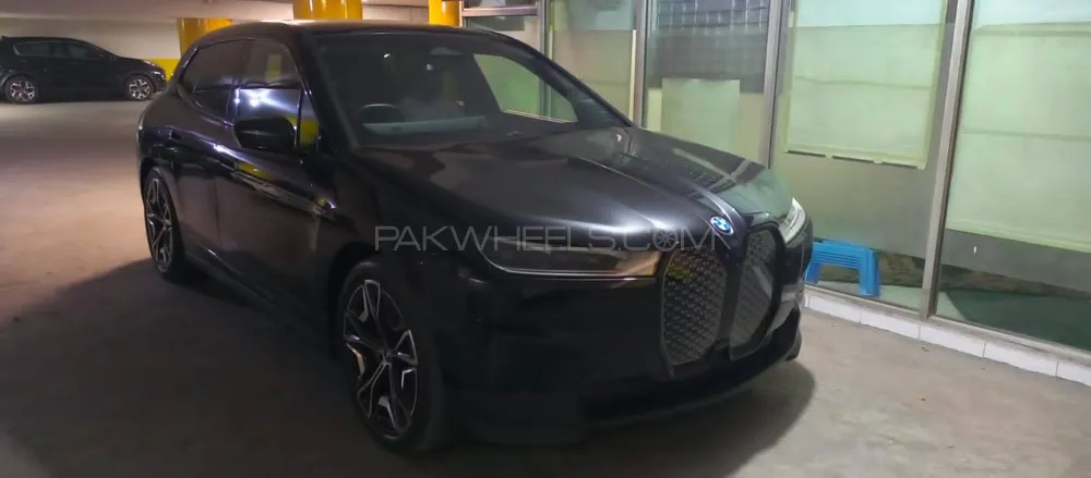 BMW / بی ایم ڈبلیو iX 2022 for Sale in لاہور Image-1