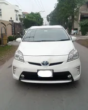 Toyota Prius G Touring Selection 1.8 2015 for Sale