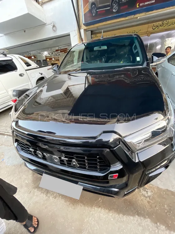 Toyota Hilux 2023 for Sale in Karachi Image-1
