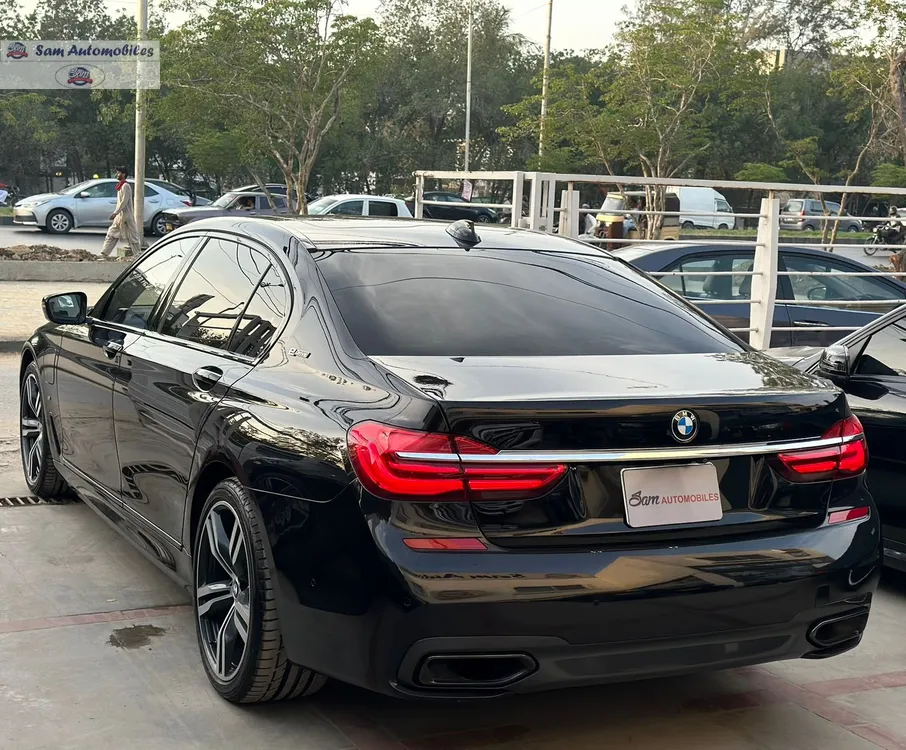 BMW 7 Series 2017 for Sale in Karachi BMW 7 Series 2017 for Sale in Karachi Image-19