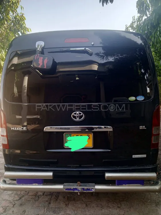 Toyota Hiace 2010 for Sale in Sialkot Image-1