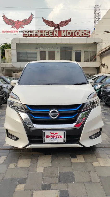 Nissan Serena 2018 for Sale in Lahore Image-1