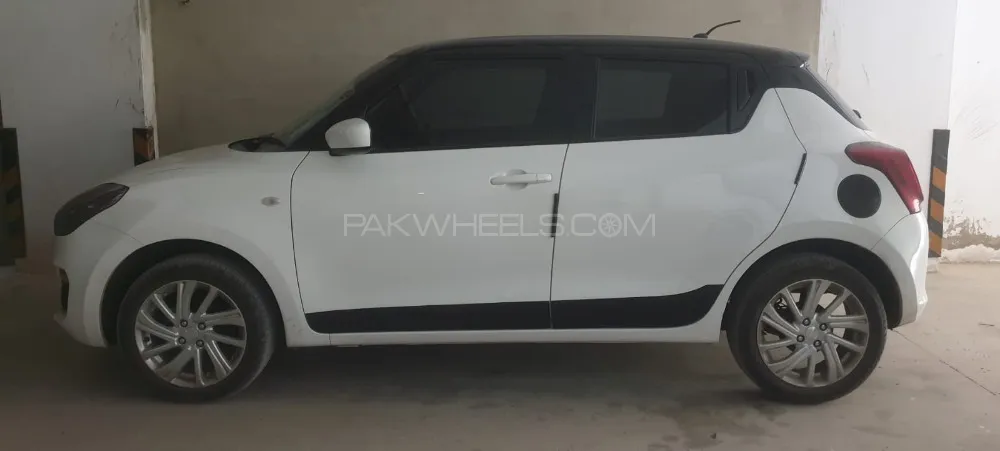 Suzuki Swift 2022 for Sale in Karachi Image-1