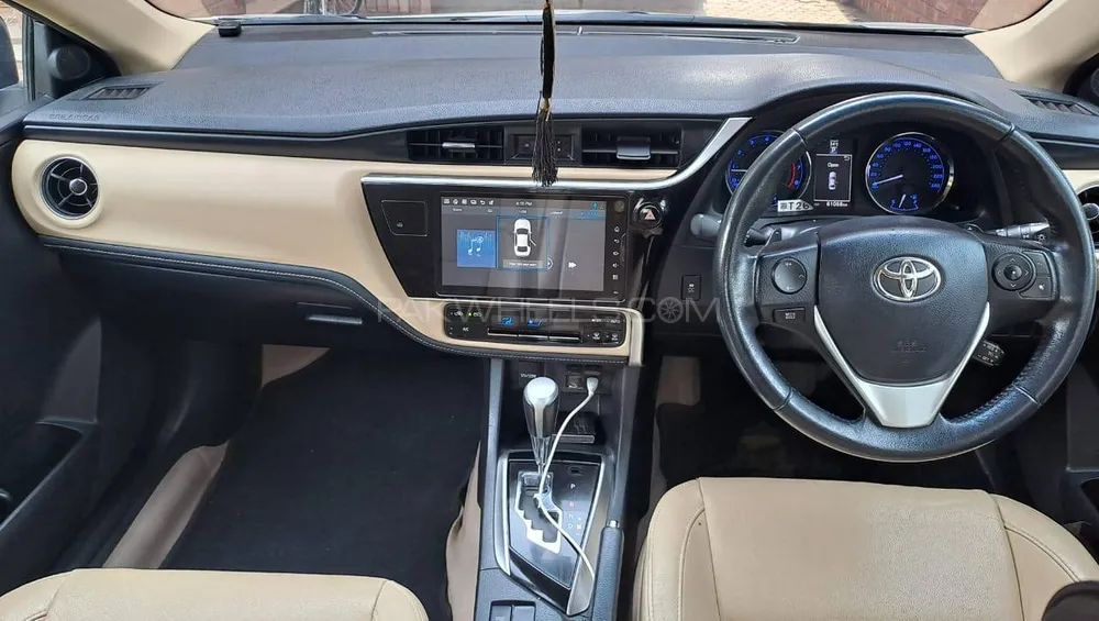Toyota Corolla 2018 for Sale in Mehmood kot Image-1