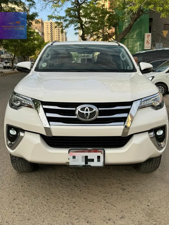 Toyota Fortuner 2020 for Sale in Karachi Image-1