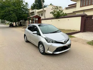 Toyota Vitz F Limited II 1.3 2014 for Sale