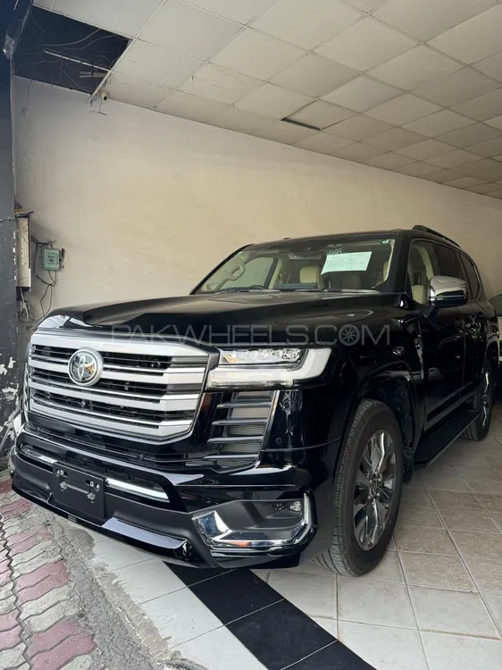 Toyota Land Cruiser 2024 for Sale in Lahore Image-1