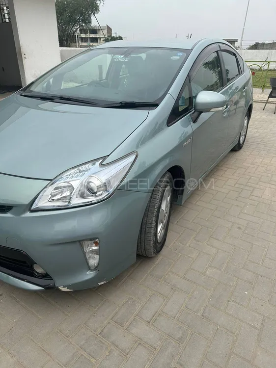 Toyota Prius 2012 for sale in Islamabad