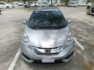 Honda Fit Shuttle Hybrid 1.3 2014 for Sale