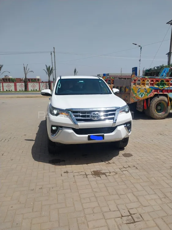 Toyota Fortuner 2017 for Sale in Narowal Image-1