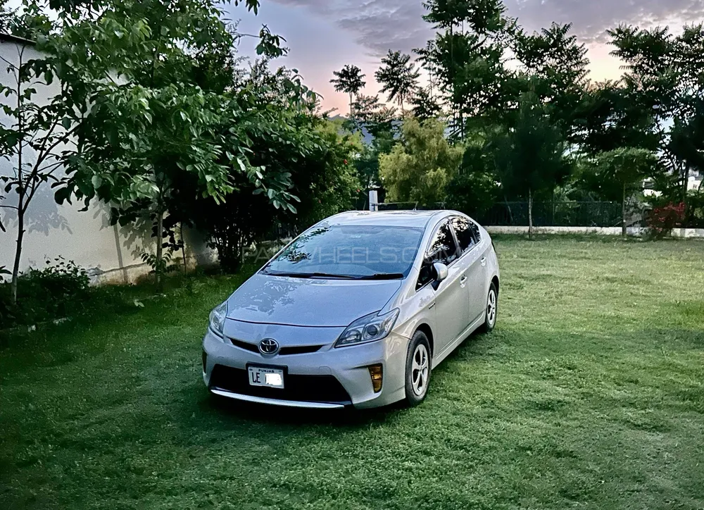 Toyota Prius 2013 for Sale in Lower Dir Image-1