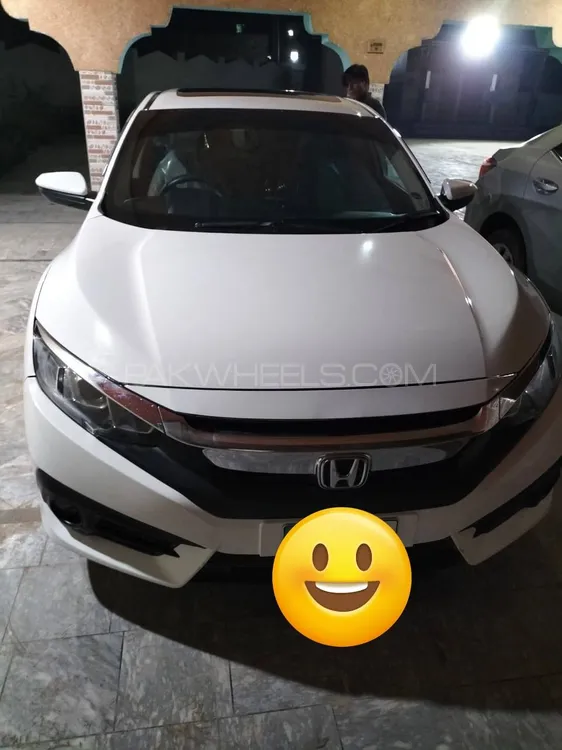 Honda Civic 2018 for Sale in Bhera Image-1