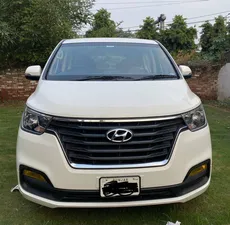 Hyundai Grand Starex GLS 2020 for Sale