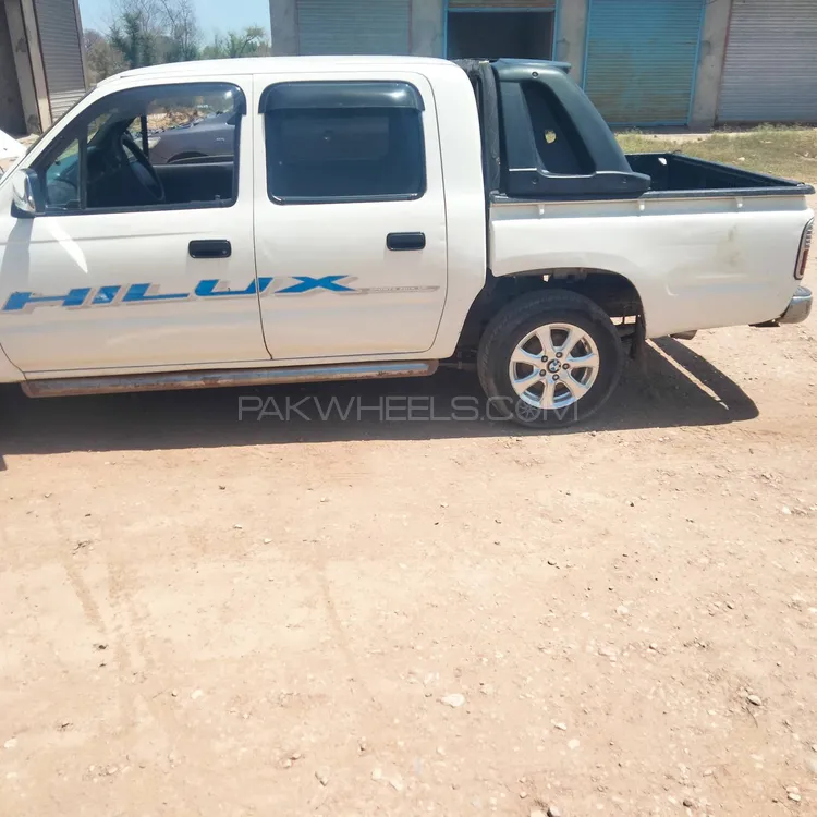 Toyota Hilux 1999 for Sale in Quaid Abad Image-1