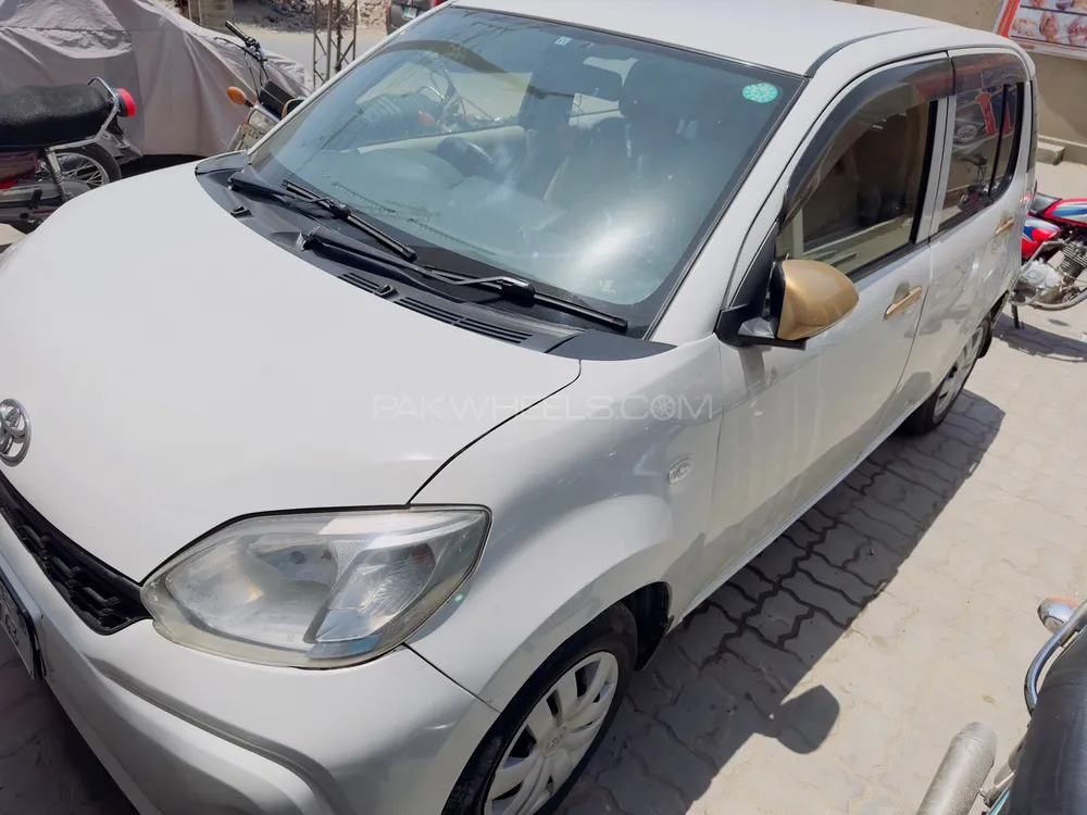 Toyota Passo 2016 for sale in Lahore