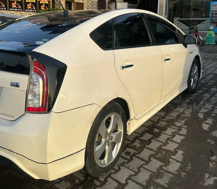 Toyota Prius 2018 for sale in Mandi bahauddin
