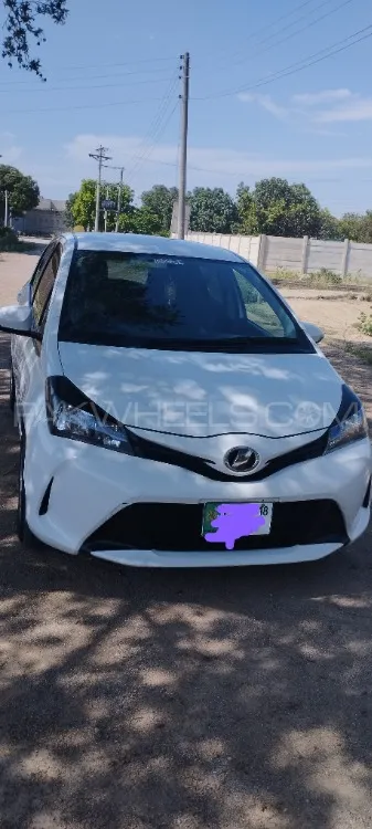 Toyota Vitz 2014 for Sale in D.G.Khan Image-1