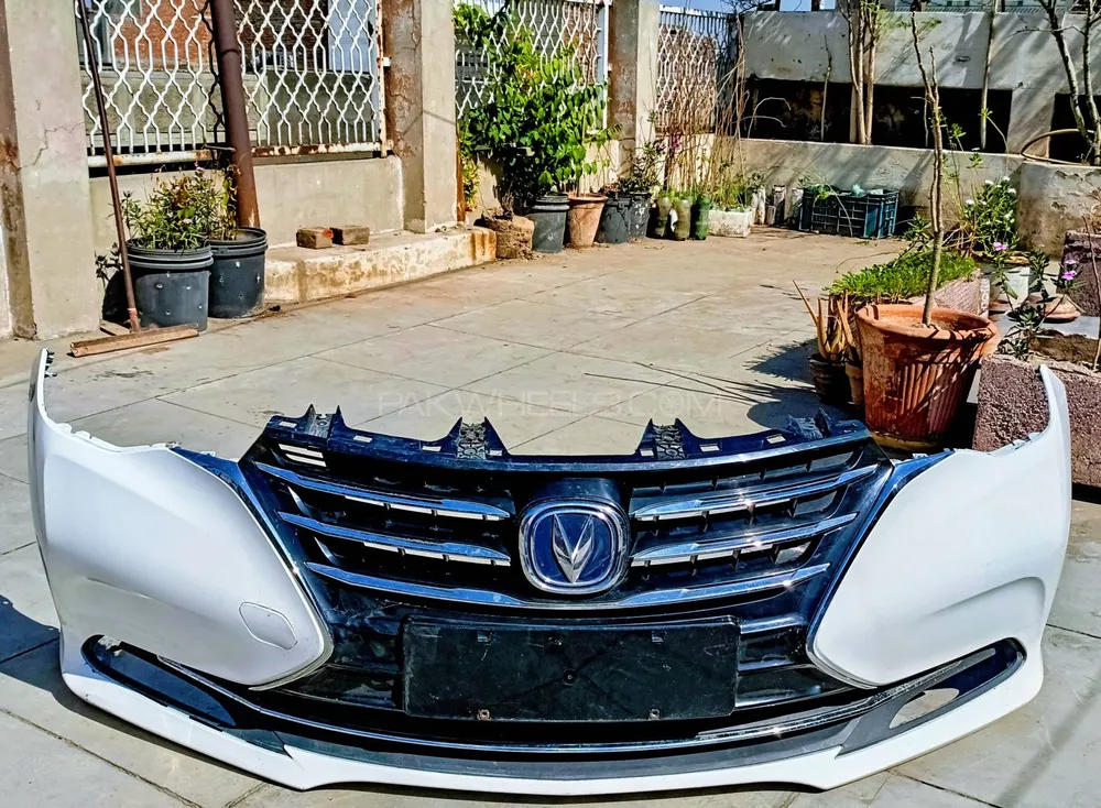 Changan Alsvin front Bumper with Lower Chrome Grill Image-1