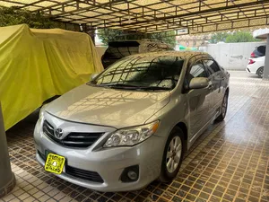 Toyota Corolla Altis SR Cruisetronic 1.6 2014 for Sale