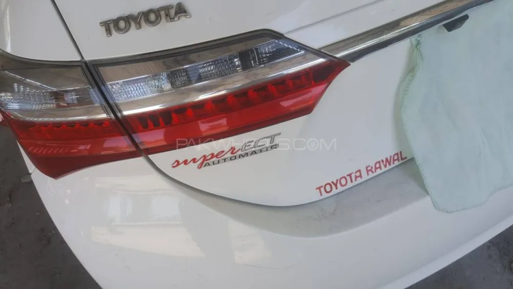 Toyota Corolla 2019 for Sale in Dera ismail khan Image-1