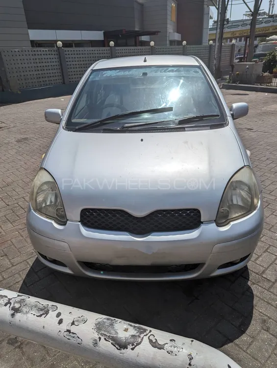 Toyota Vitz 2005 for Sale in Karachi Image-1