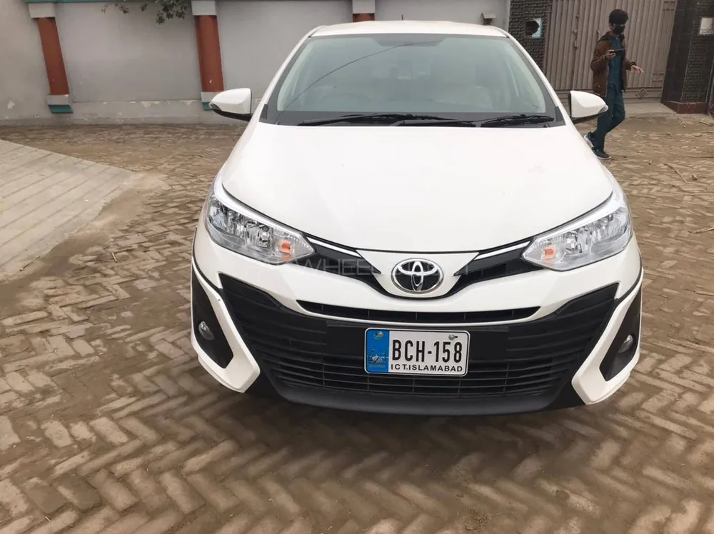 Toyota Yaris 2023 for Sale in Kot addu Image-1
