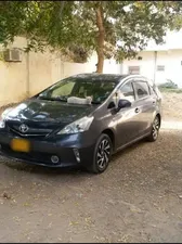 Toyota Prius Alpha G 2011 for Sale