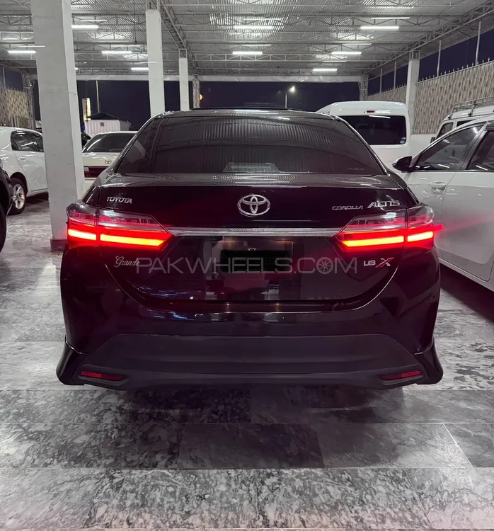 Toyota Corolla 2020 for sale in Peshawar