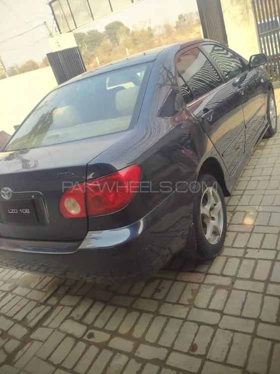 Toyota Corolla 2004 for Sale in Takhtbai Image-1