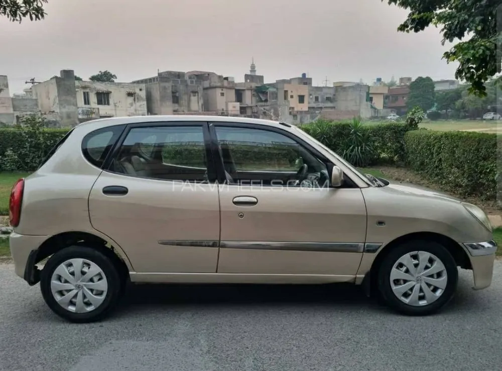 Toyota Duet 2002 for sale in Multan