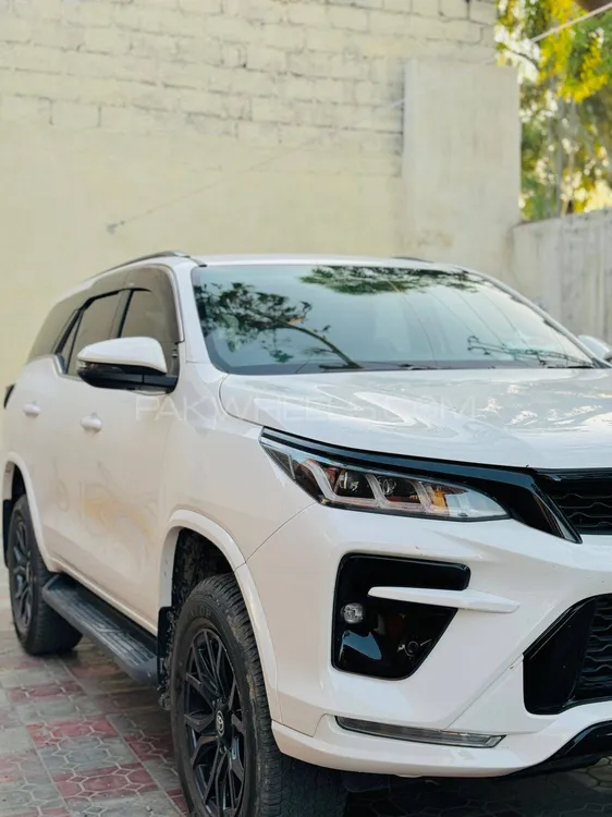 Toyota Fortuner 2023 for Sale in Hassan abdal Image-1