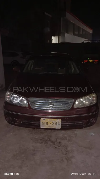 Nissan Sunny 2010 for Sale in Faisalabad Image-1