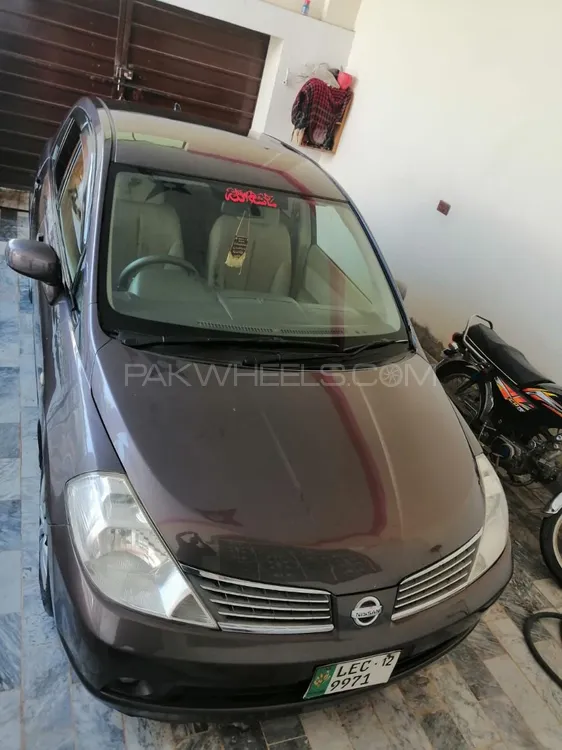 Nissan Tiida 2012 for Sale in Lahore Image-1