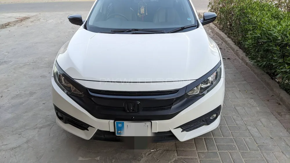 Honda Civic 2018 for Sale in Bahawalpur Image-1