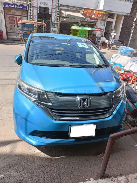 Honda Freed 2021 for Sale in Lahore Image-1