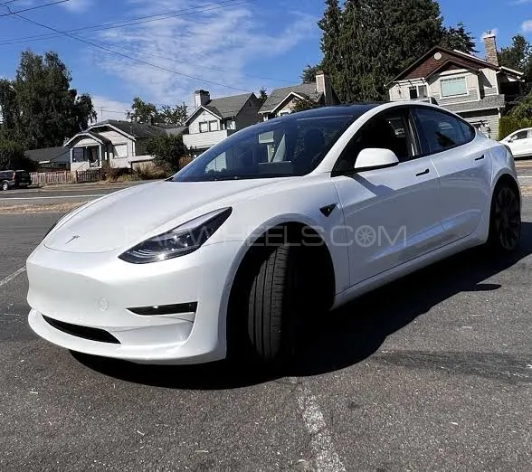 Tesla Model 3 2020 for Sale in Lahore Image-1