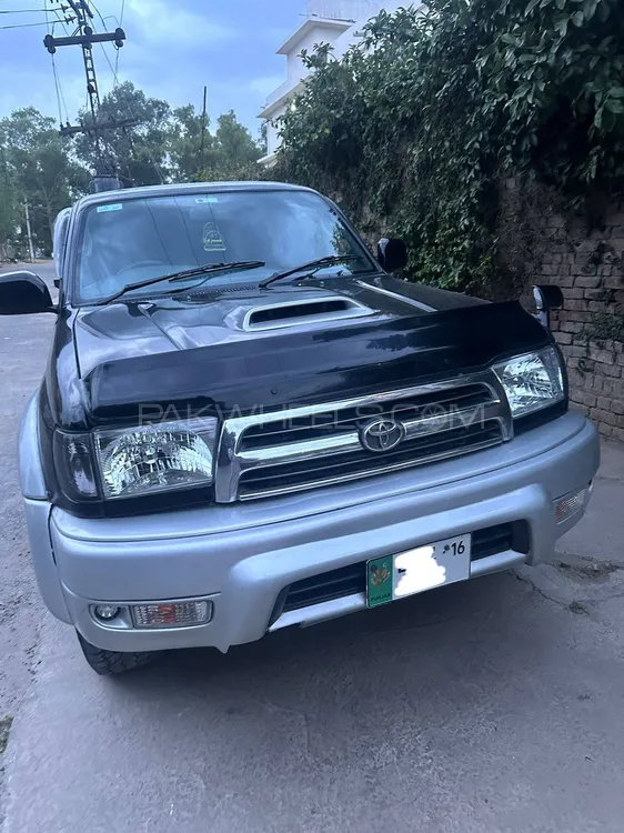 Toyota Surf 2002 for Sale in Gujranwala Image-1