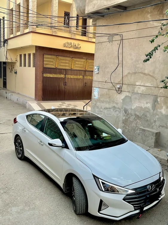 Hyundai Elantra 2023 for Sale in Faisalabad Image-1