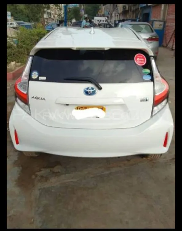 Toyota Aqua 2012 for Sale in Karachi Image-1